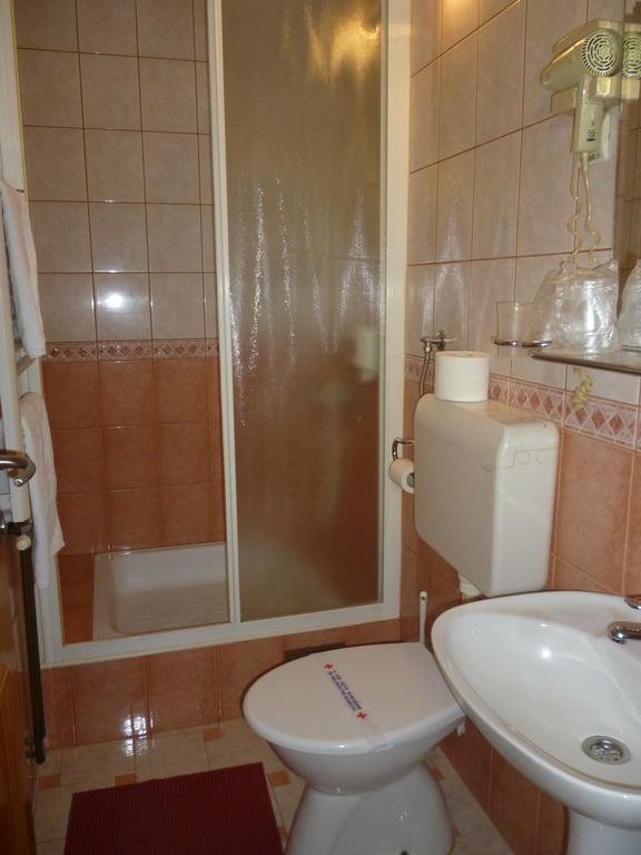 B&B Boem Požarevac Δωμάτιο φωτογραφία
